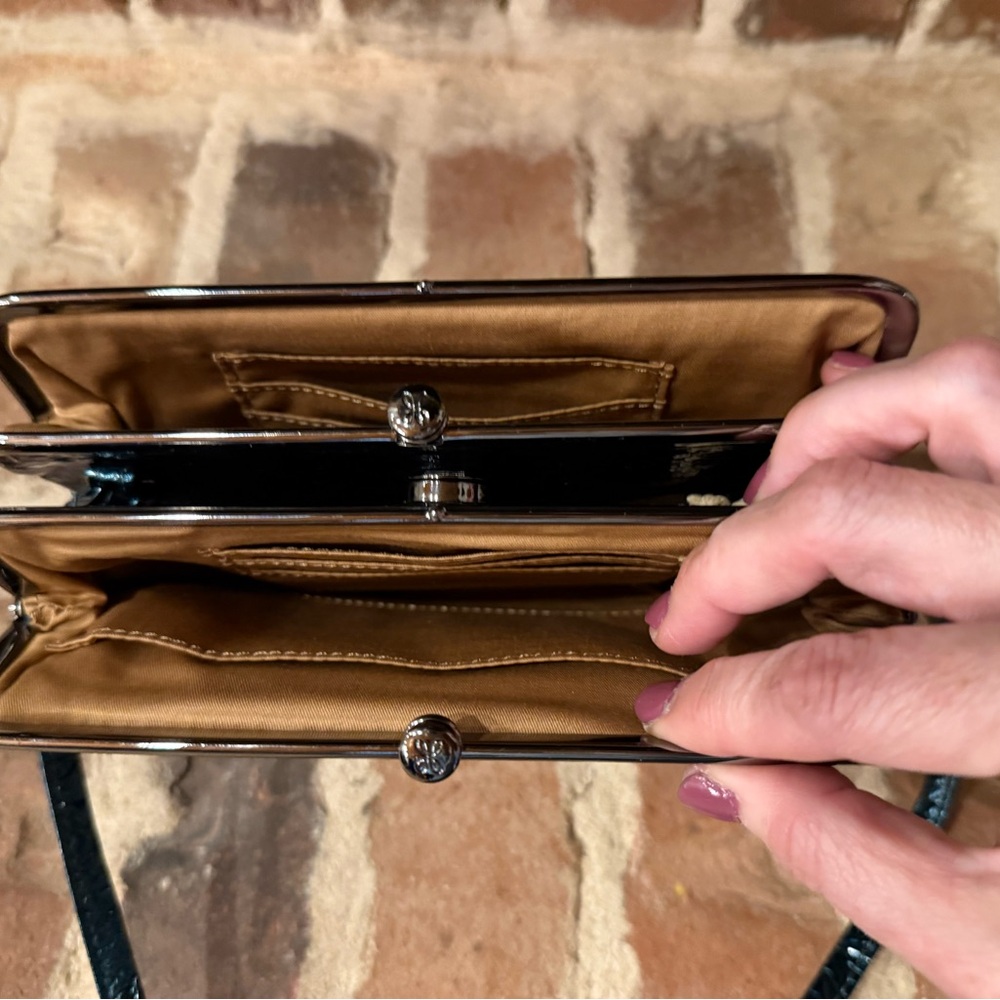 NWT HOBO Brand Crossbody Clutch - Picture 5 of 8